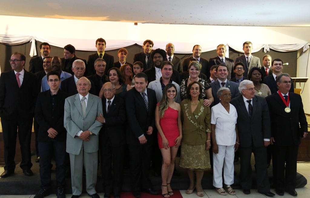 Câmara realiza entrega de títulos honoríficos 