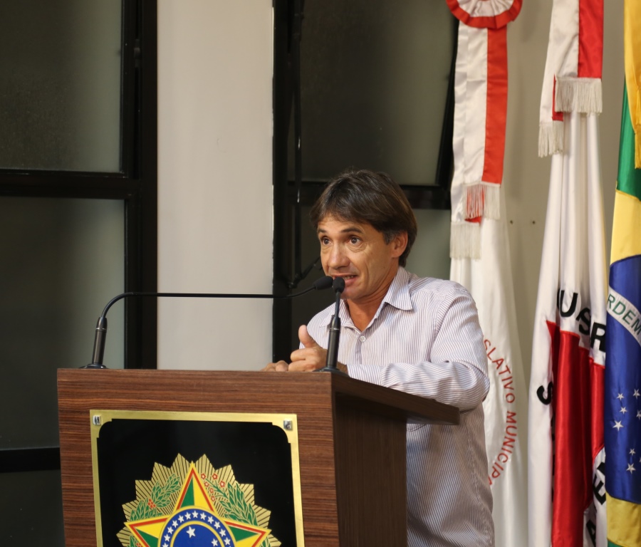 Vice-Presidente apresenta sugestão de projeto para captação de água