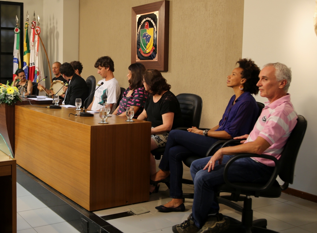 Câmara homenageia o Capoeira Alternativa em Sessão Solene