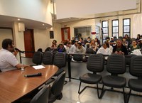 Câmara recebe artistas para discutir projeto de lei