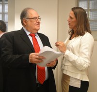 Vereadora busca apoio para reforma de Centro Comunitário da Paula