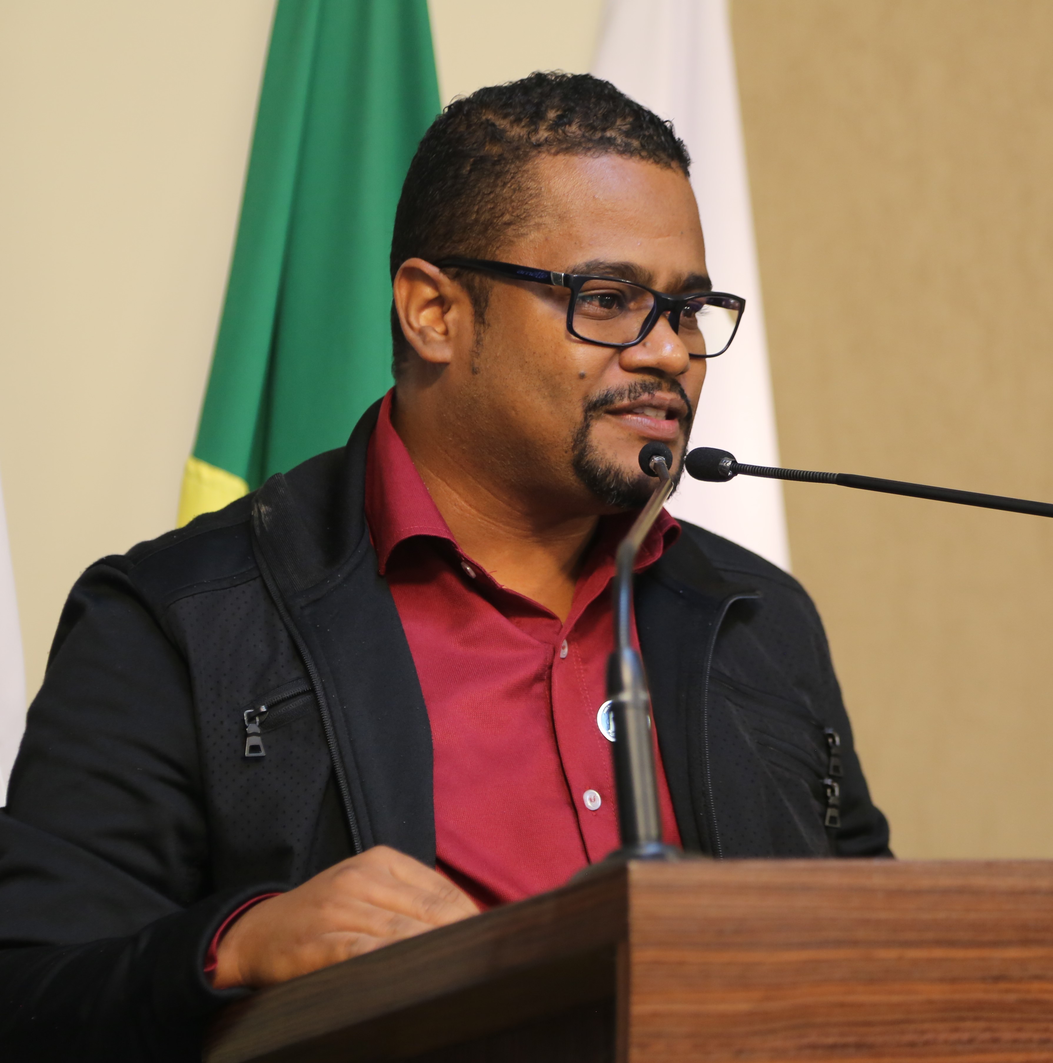 Vereador celebra conquista da Educação e aprova  Moção dos 60 anos da ASPUV