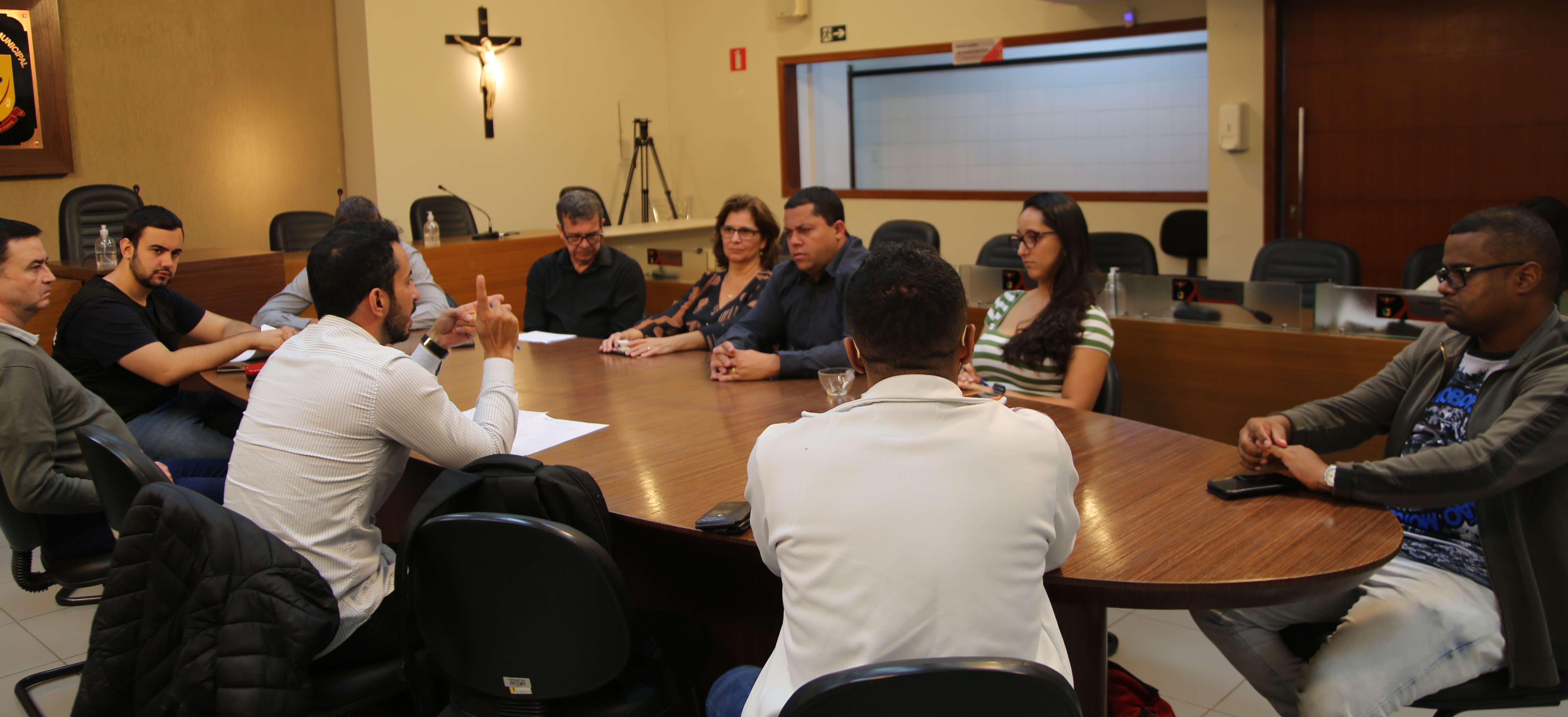 Paralisação do HSS e crise nos hospitais é pauta de reunião na Câmara