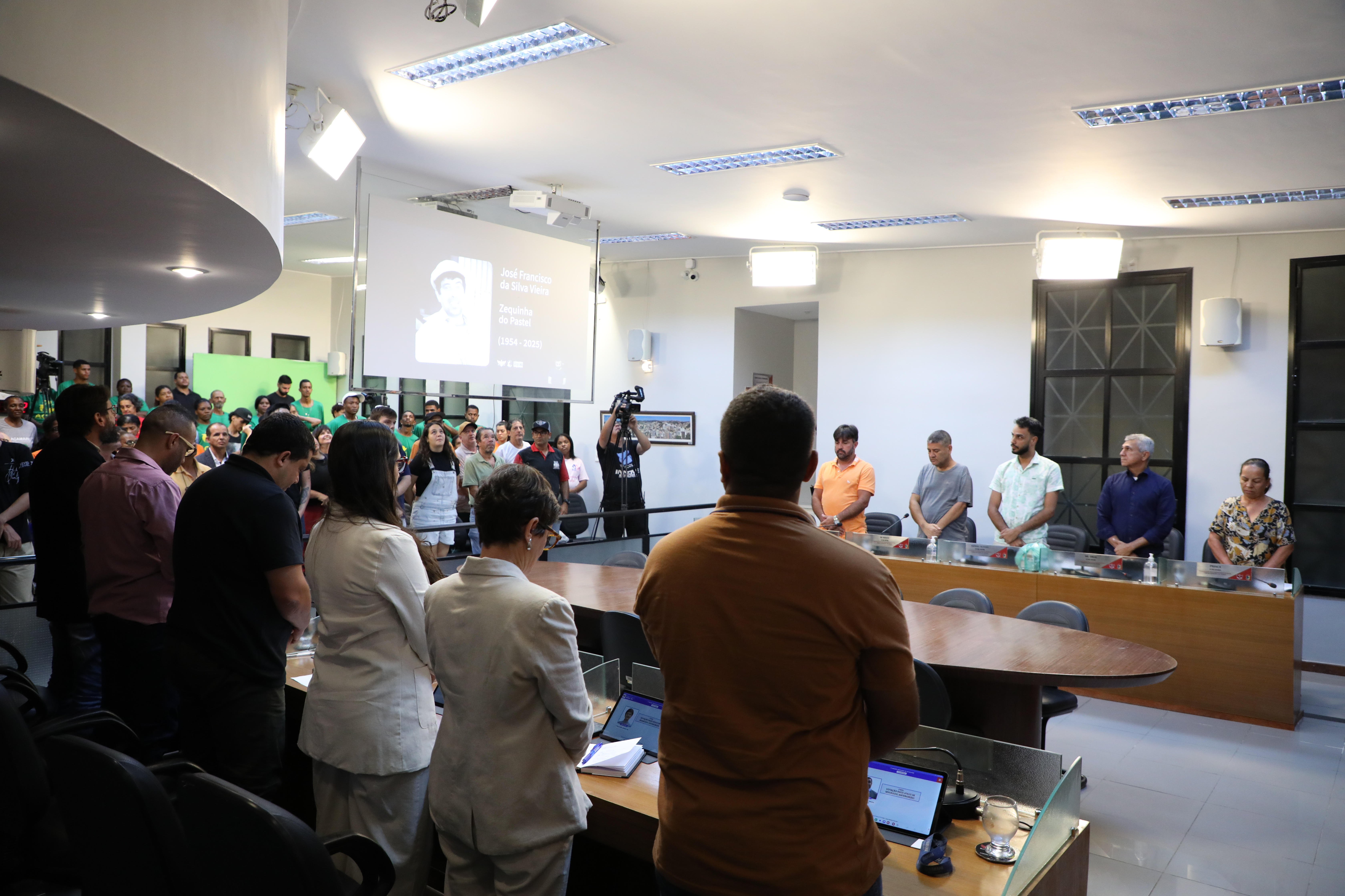 Vereadores aprovam novos requerimentos, moções e pedidos de informação