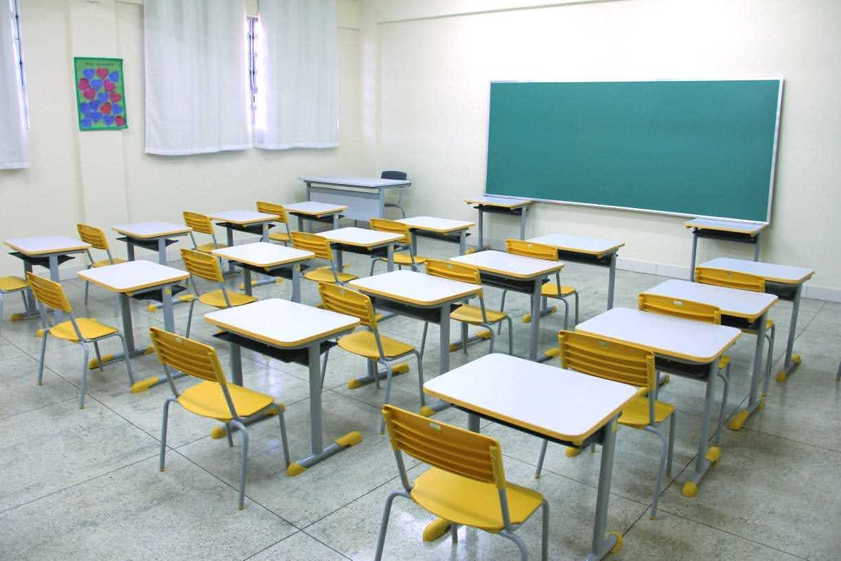 Vereadores aprovam projeto do Executivo que reajusta salários do magistério