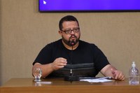 Secretário apresenta avanços do georreferenciamento durante reunião da Câmara