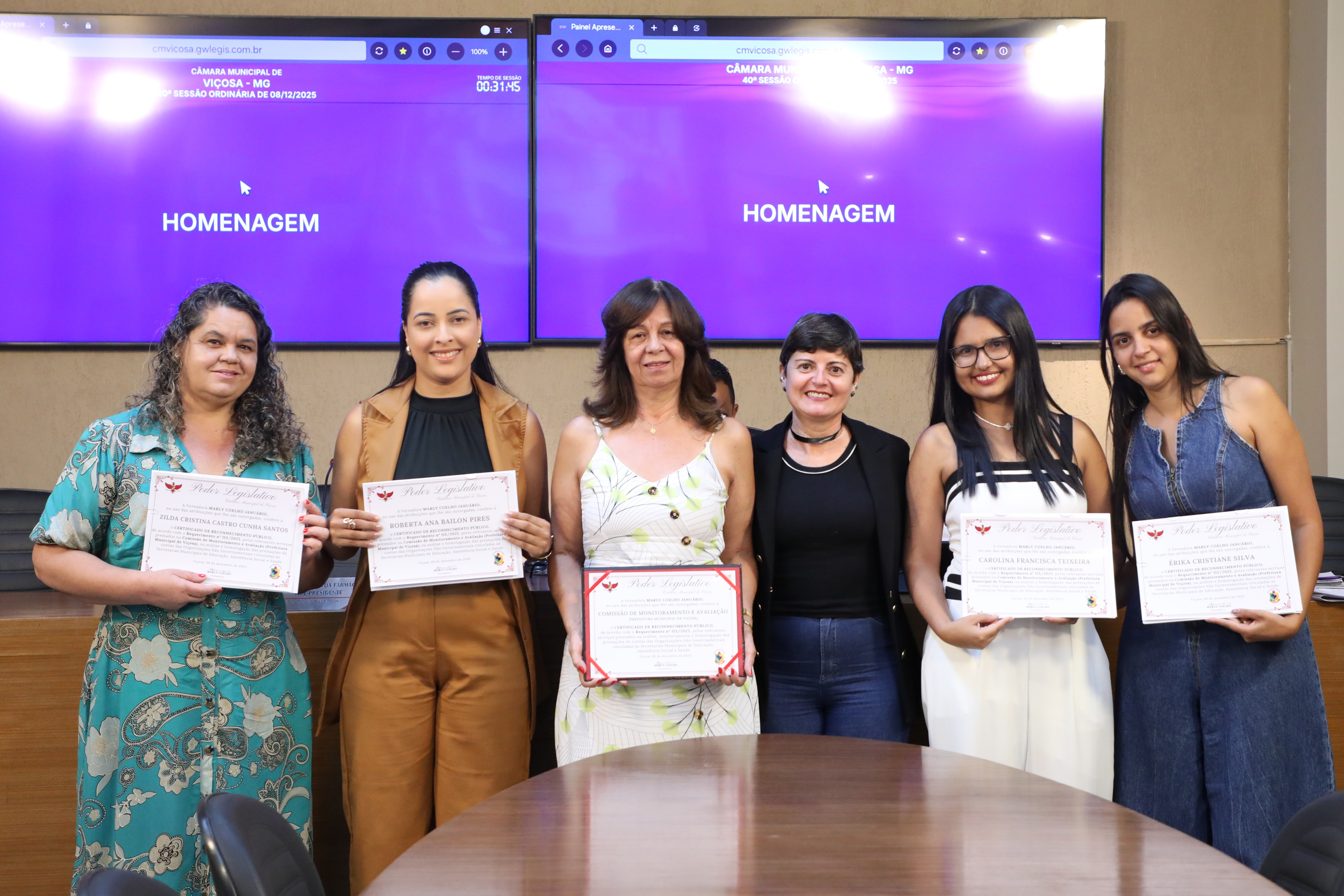 Comissão de Monitoramento e Avaliação é homenageada na Câmara 