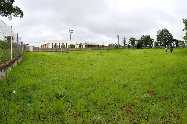 Vereadores aprovam PL que autoriza revitalização de campos e quadras de uso comunitário