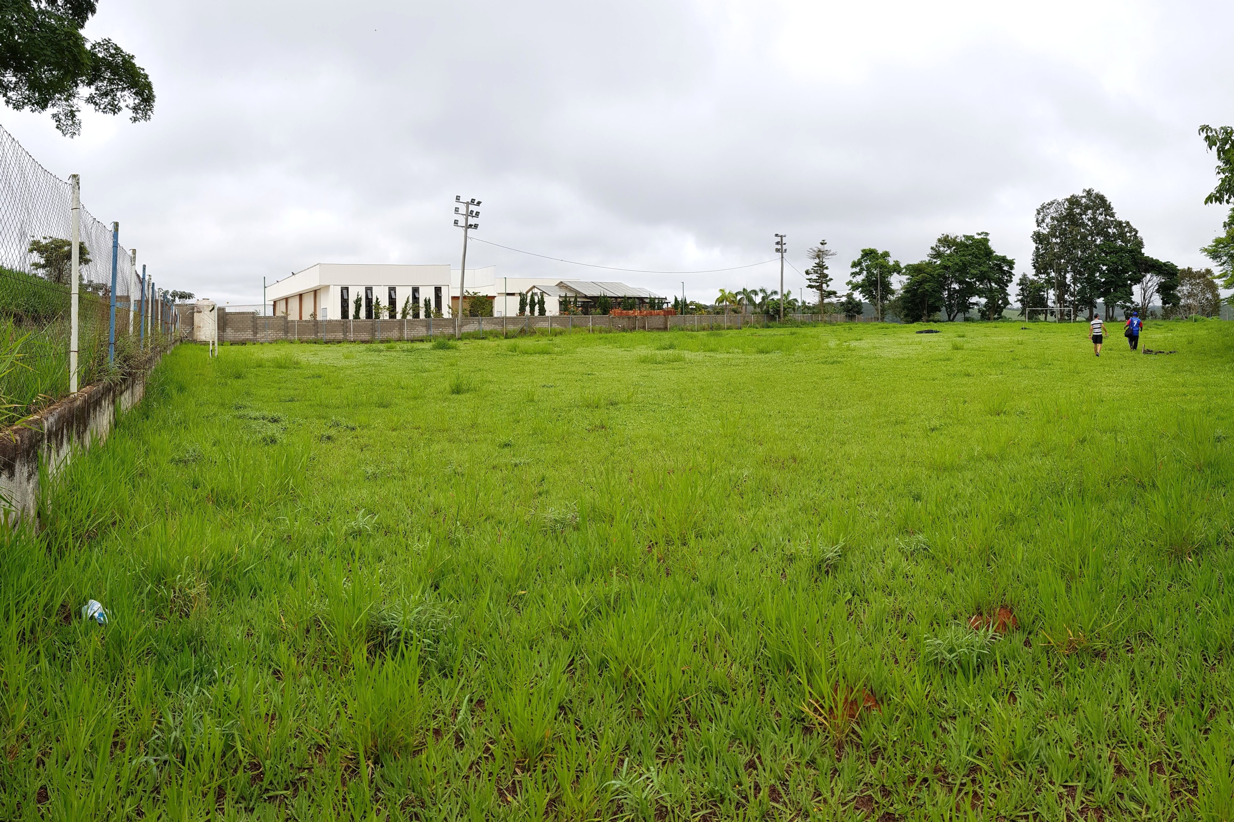 Vereadores aprovam PL que autoriza revitalização de campos e quadras de uso comunitário