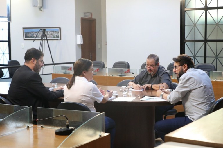 Saae atualiza informações sobre ETE Barrinha e nomeações de concurso em reunião na Câmara