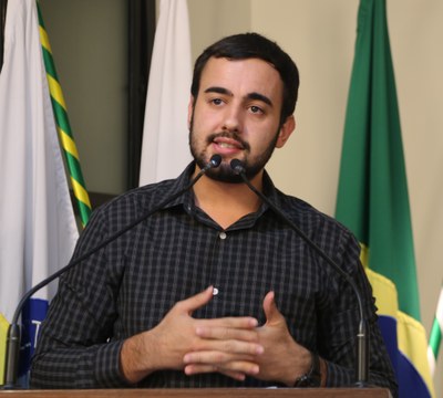 Vereador Daniel Cabral (PCdoB) Vice-Presidente da Câmara Municipal de Viçosa Presidente da Comissão de Constituição, Justiça e Redação (CCJ)