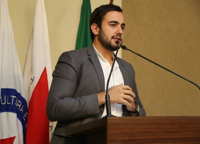 Vereador Daniel Cabral (PCdoB) Vice-Presidente da Câmara de Viçosa Presidente da Comissão de Constituição, Justiça e Redação (CCJ)