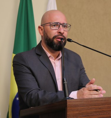 Vereador Cristiano Gonçalves (Moto Link) (SOLIDARIEDADE) Secretário da Mesa Diretora Presidente da Comissão de Trânsito e Mobilidade Urbana