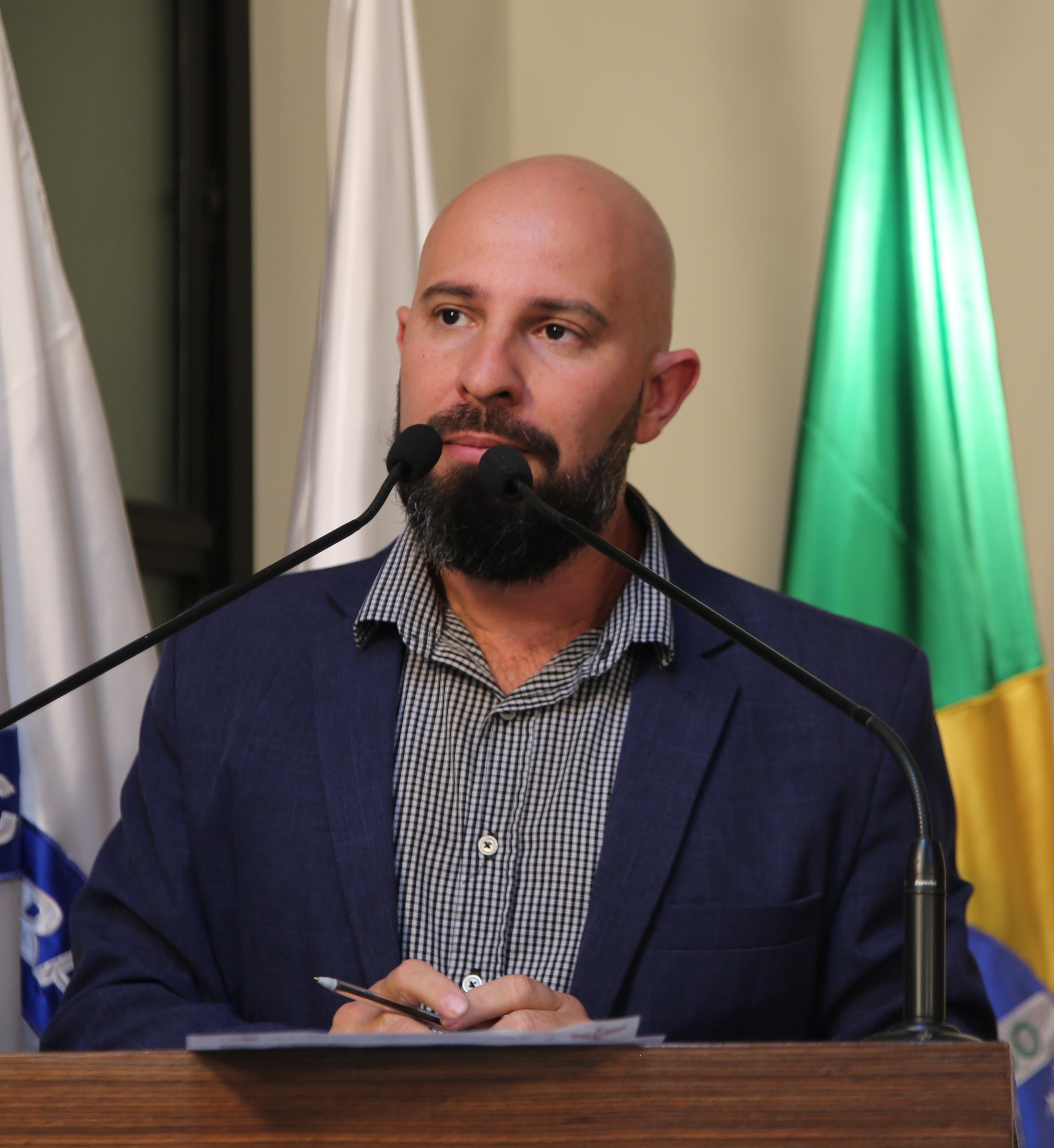Vereador Cristiano Gonçalves (Moto Link) (Solidariedade) Secretário da Mesa Diretora Presidente da Comissão de Trânsito e Mobilidade Urbana