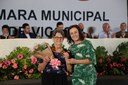 Vereadora Vanja Honorina (UNIÃO) com a sua homenageada Marieta Valente