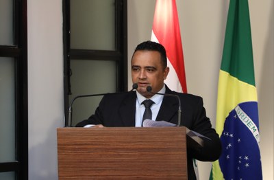 0R1A3185.JPG