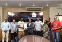 Entrega do CNPJ do projeto 'Samba na Comunidade'
