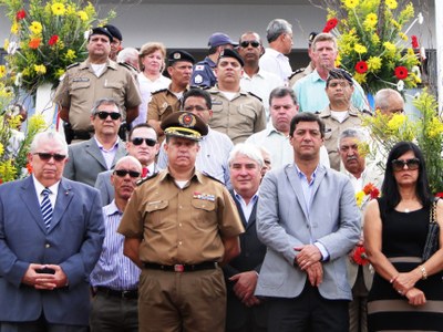 16/02/2012 - Polícia Militar: Vice-Presidente participa de solenidade dos 25 anos 