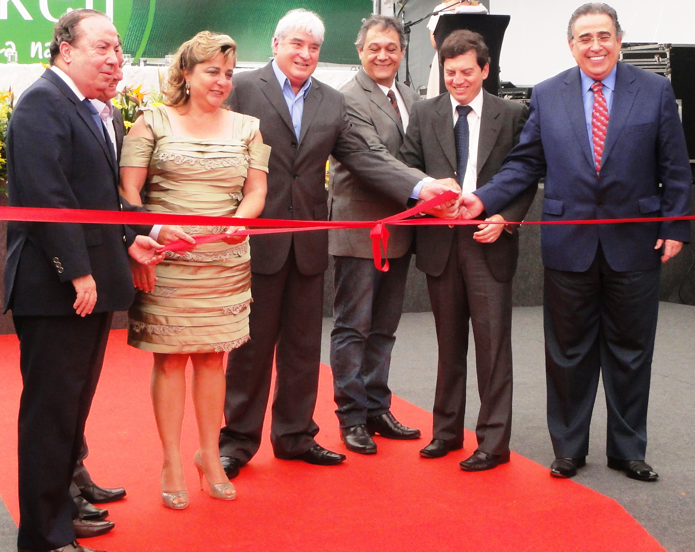 21/04/2012 Vereadores participam da inauguração da nova sede Haskell Cosmética Natural 