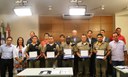 14/02/2012 - Polícia Militar: Vereador presta homenagem