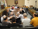 Reunião discute projeto de sobreaviso dos servidores municipais 