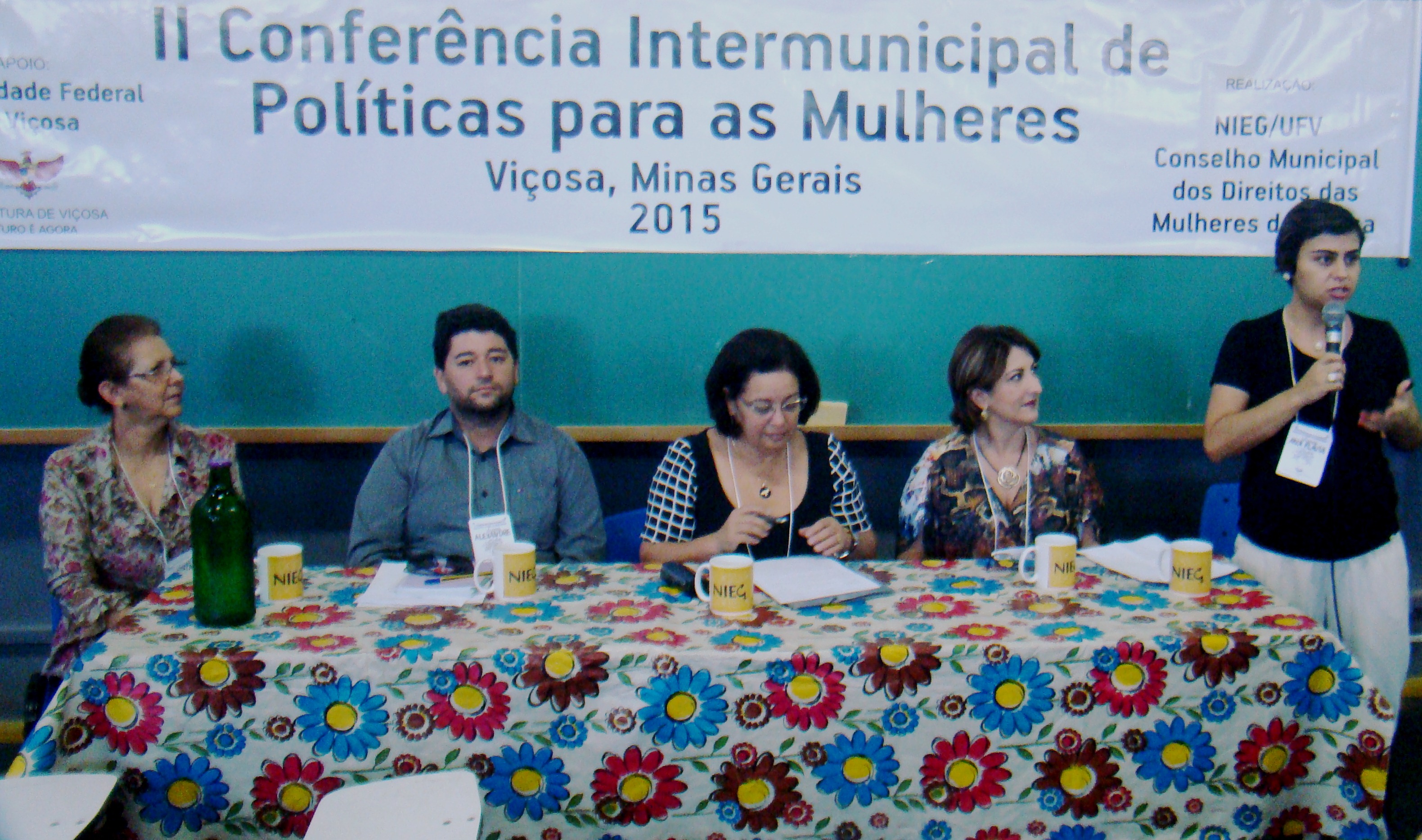 Vereadores participam de Conferência de Políticas para Mulheres
