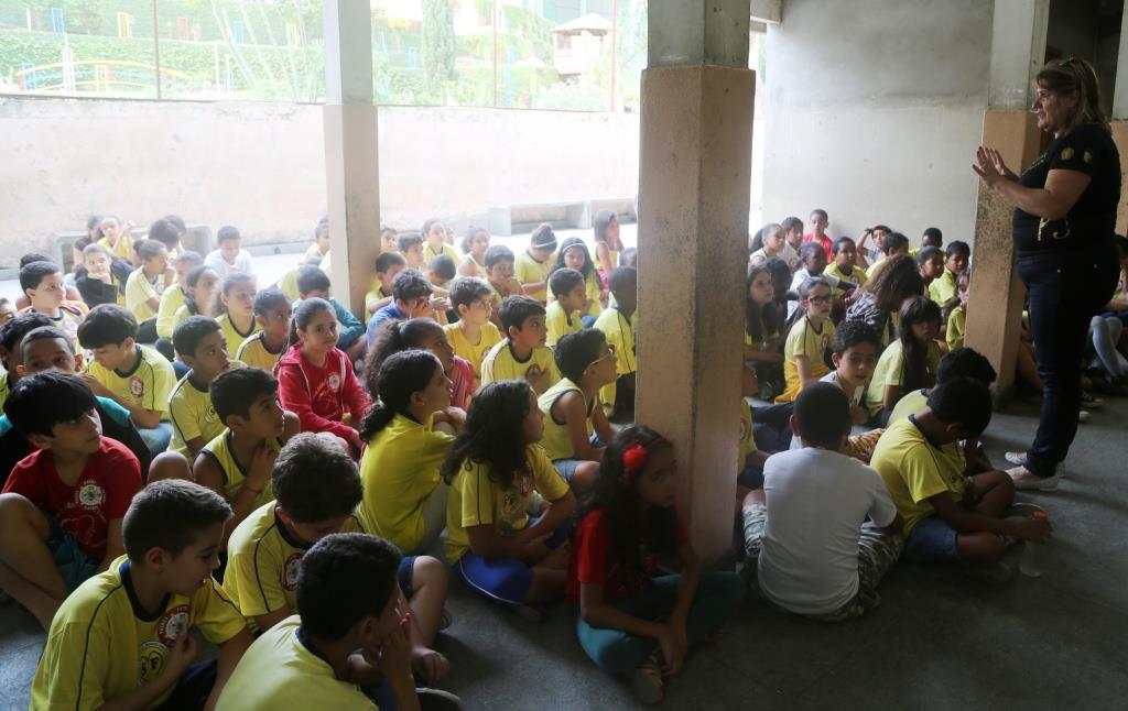 Vereadores participam de mobilização nas escolas contra o Aedes