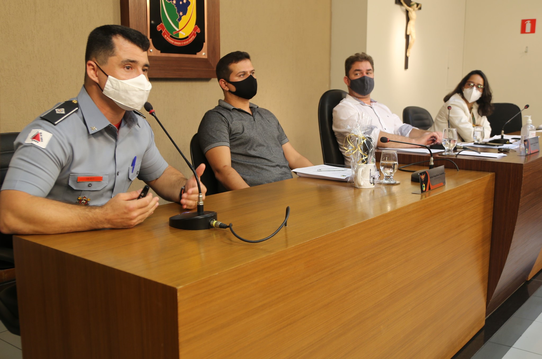 Vereadores recebem projeto do Corpo de Bombeiros de Viçosa