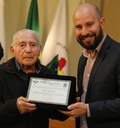 Vereador presta homenagem à cidadão viçosense Vereador presta homenagem à cidadão viçosense