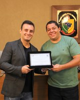 Vereador presta homenagem a Analista de Desempenho do Flamengo  