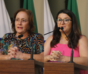 Vereadora aprova projeto que proíbe alimentação de Pombos Vereadora aprova projeto que proíbe alimentação de Pombos