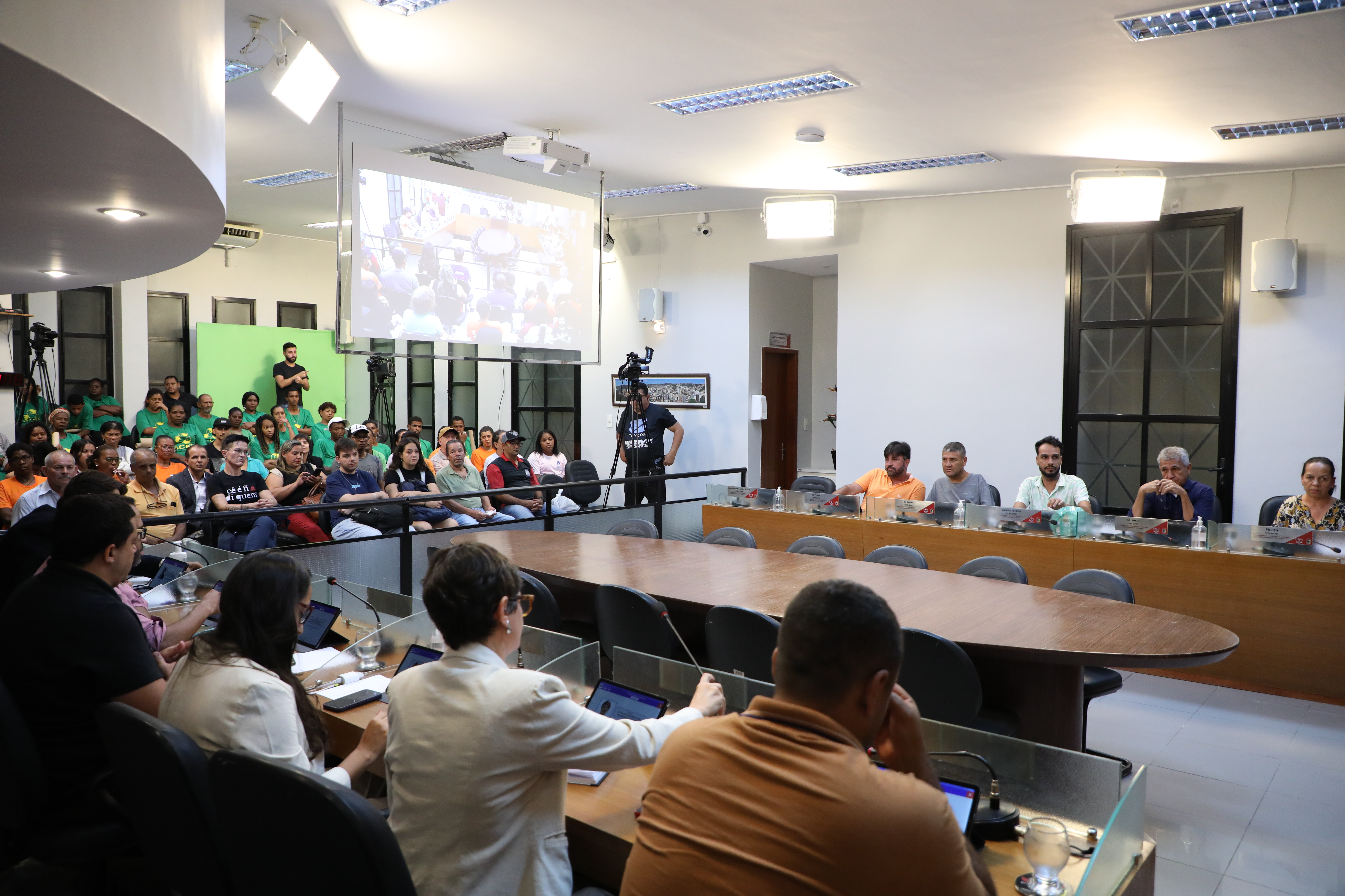 Aprovado o PL que regulamenta eleições de diretores escolares